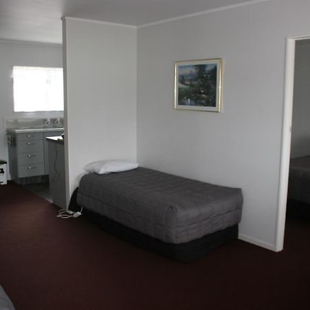 Burgundy Rose Motel Whangarei Luaran gambar