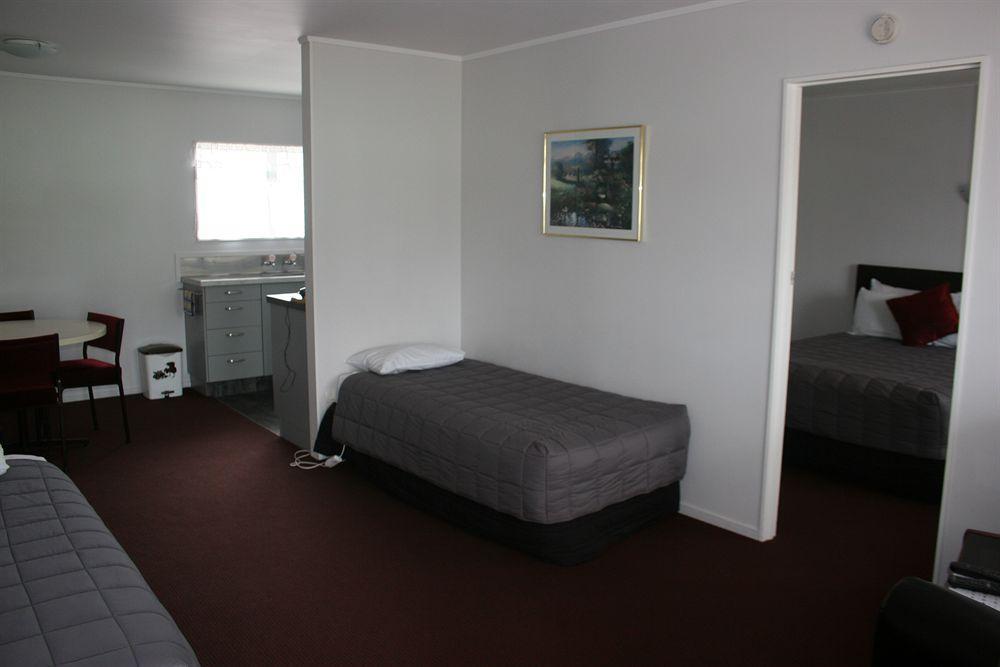 Burgundy Rose Motel Whangarei Luaran gambar