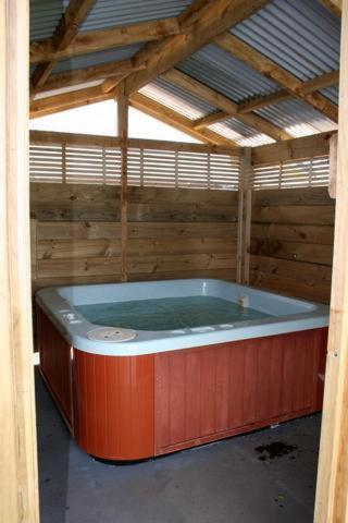 Burgundy Rose Motel Whangarei Luaran gambar